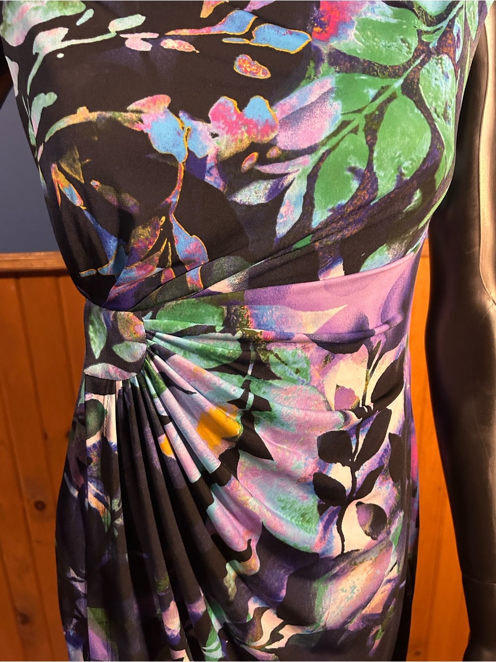 Floral Twist-Front Sheath Dress in Multicolor. Like new. - Picture 2 of 4